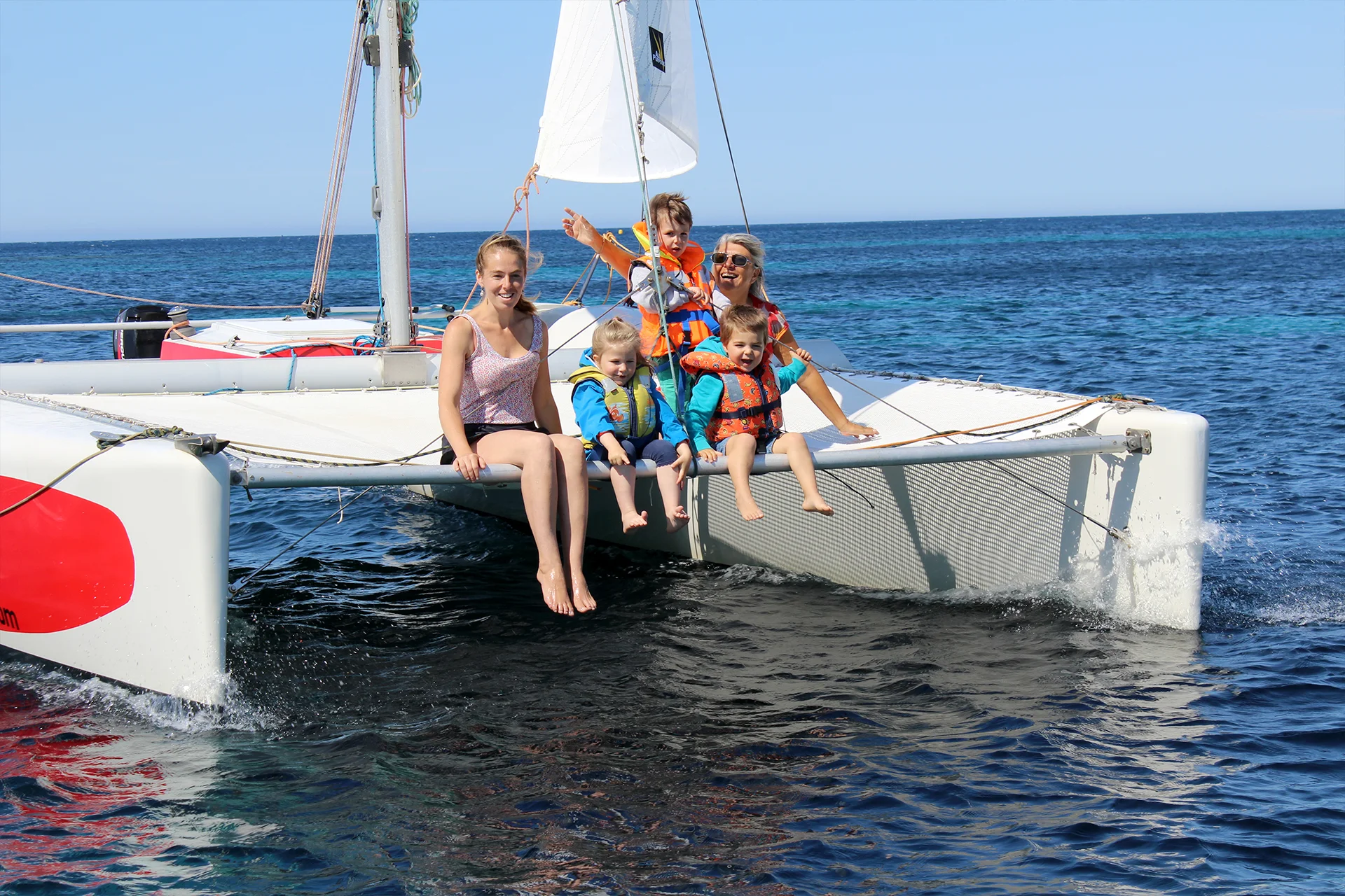 Balade en catamaran Brusc-Toulon - Croisières des îles